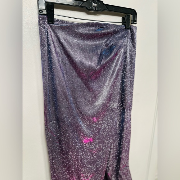 Lulus Pencil Skirt Size M Nwt! Metallic Purple Silver Sparkly Slit In Front - Picture 2 of 9